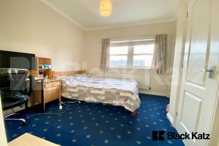 Stunning two double bedroomed Mid-century house Nightingale Mews Gilbert Street, Kennington